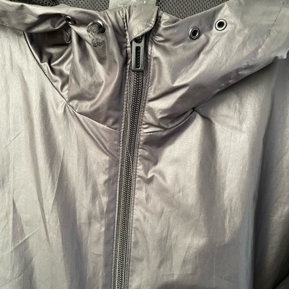 Adidas women’s windbreaker jacket black - Picture 7 of 7